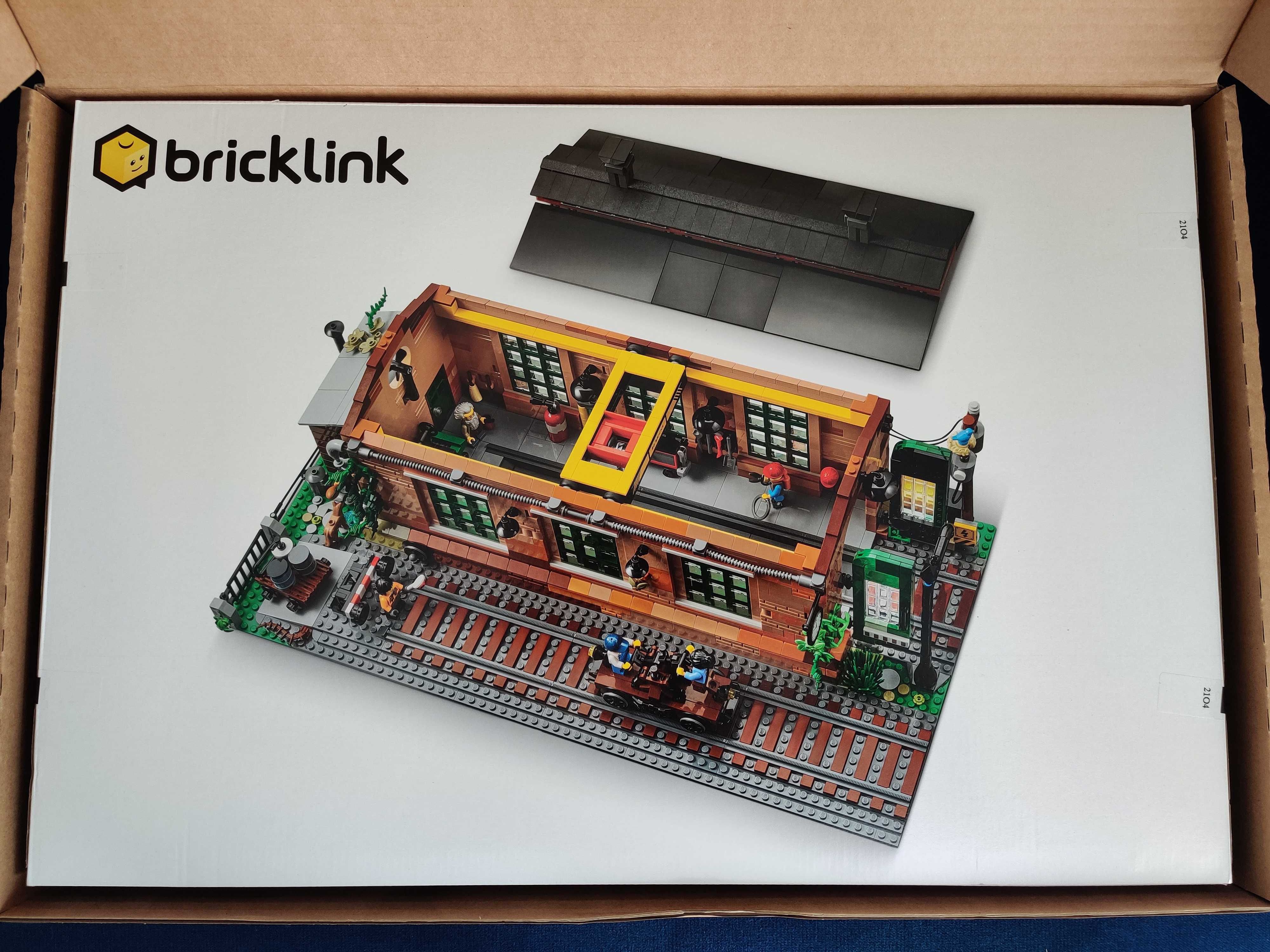 LEGO BrickLink Designer 910033 Old Train Engine / Stara Lokomotywownia