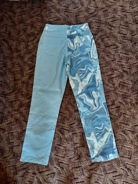 Spodnie jeansowe Boohoo