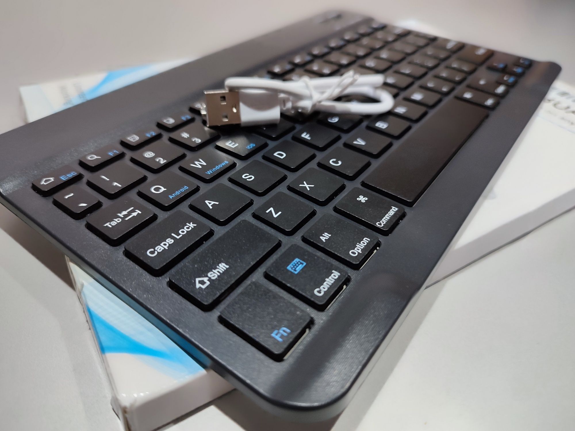 Teclado para telemóvel ou tablet