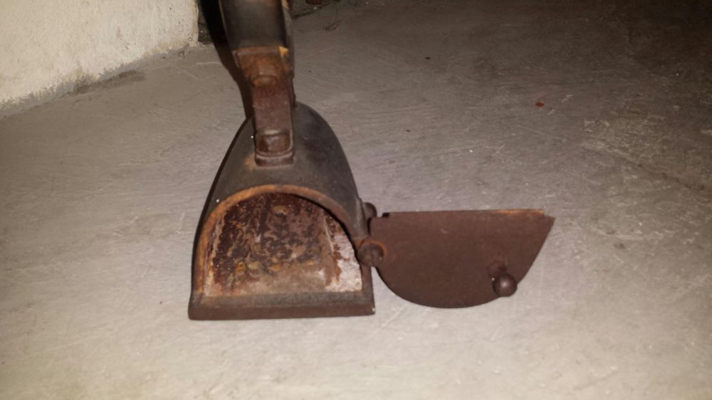 Żelazko kolekcjonerskie