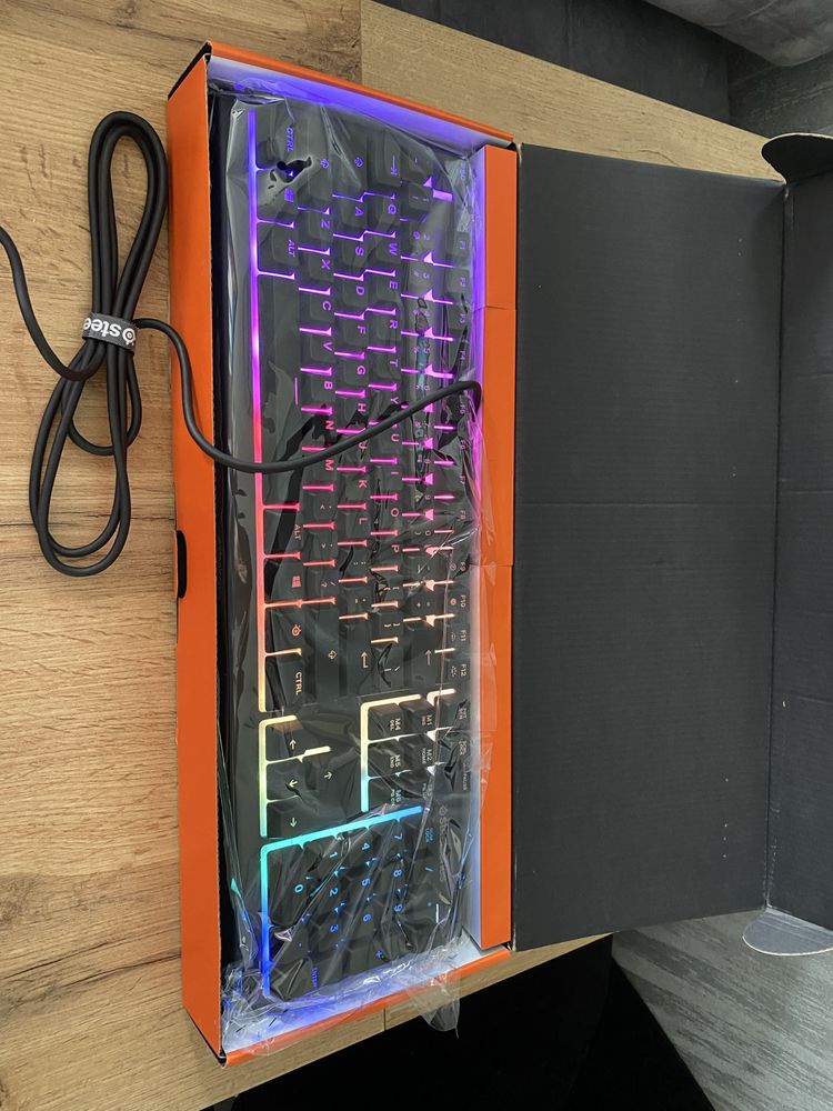 Klawiatura gamingowa SteelSeries Apex 3 czarna