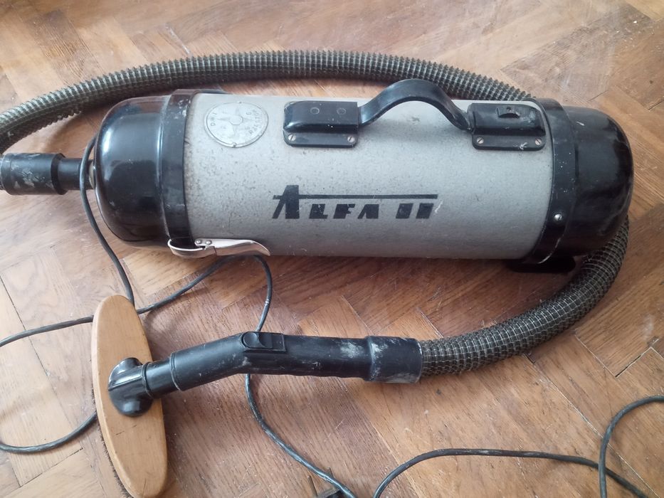 Odkurzacz alfa Rzeszów zabytek z prl super stan ze szczotką naturalna