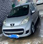 Peugeot 107 ano 2010