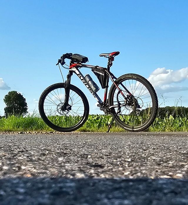 Kross Level R2 rama L