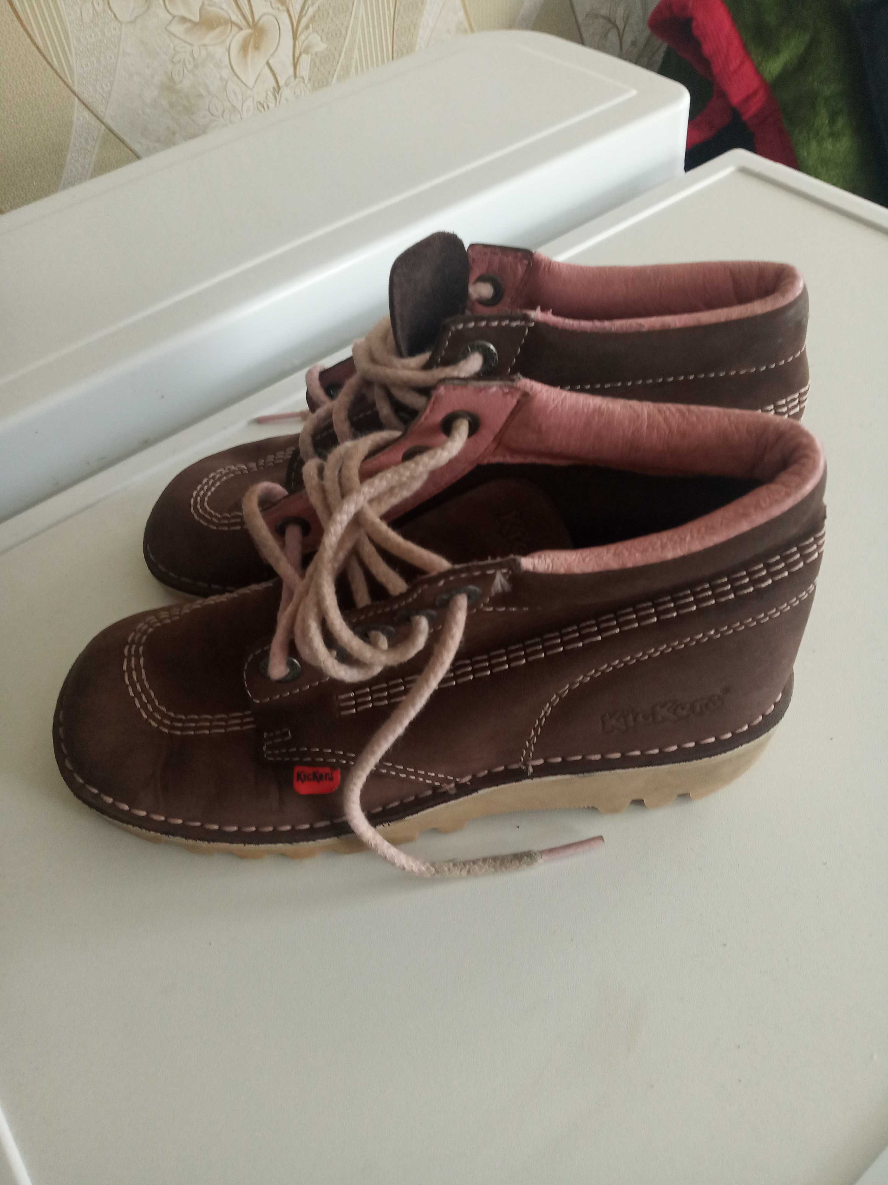 Ботинки  KicKers