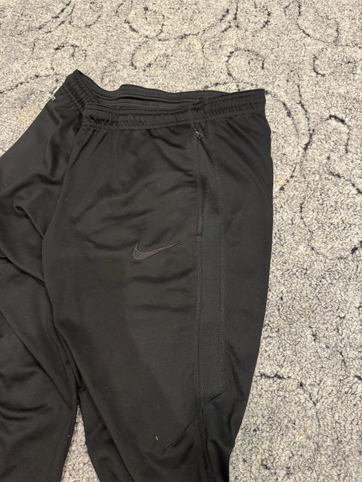 штани  nike  S-M