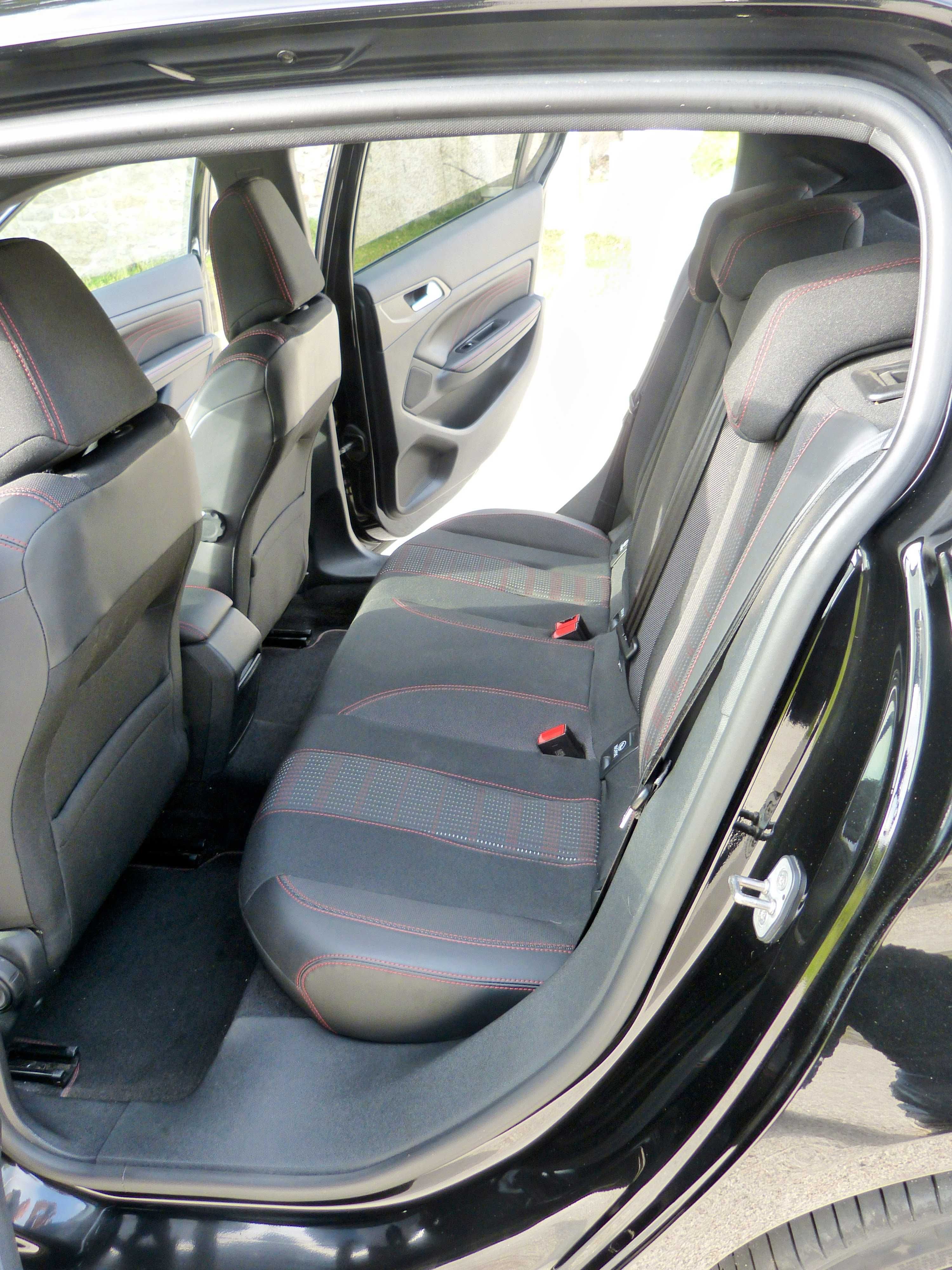 PEUGEOT 308 II Hatchback 1.6 HDi / BlueHDi