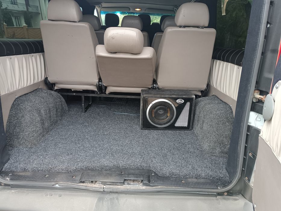 ТЕРМІНОВО Traffic 2.0 tdi 115 довга база