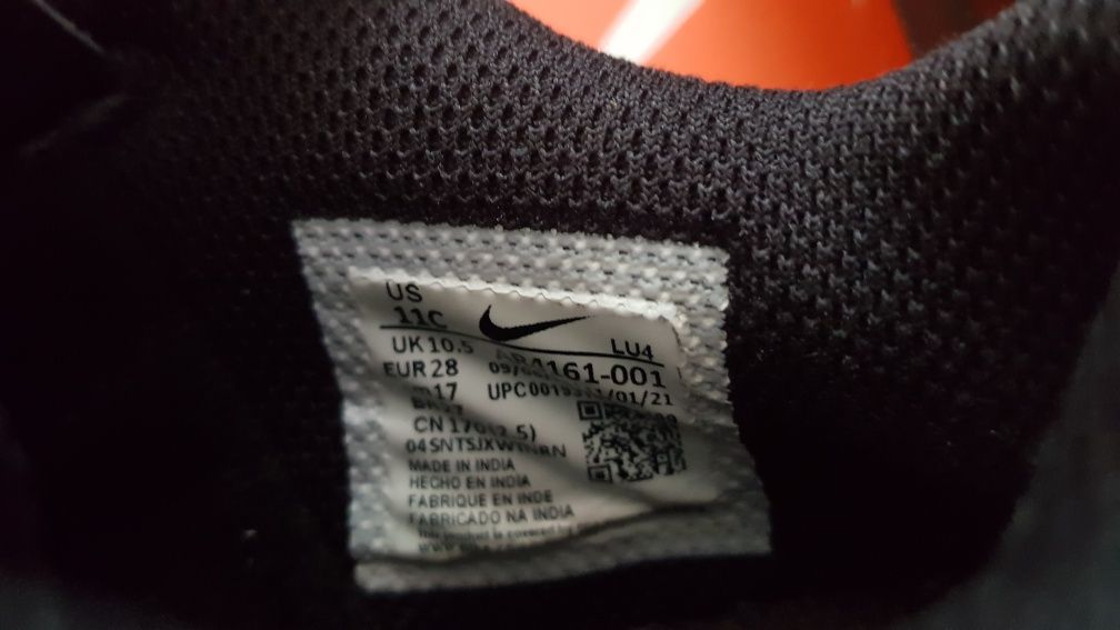 Nike Pico 5 buty dziecięce sportowe 28 czarne na rzep