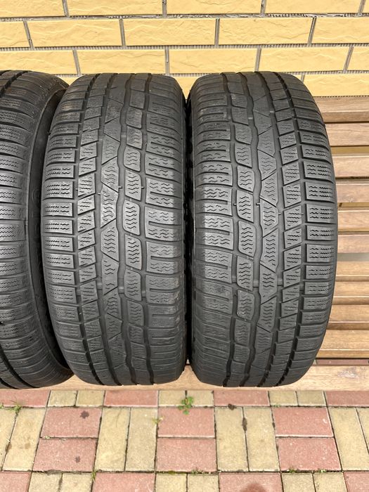 Шини Резина 215.60 R16 Continental Зима