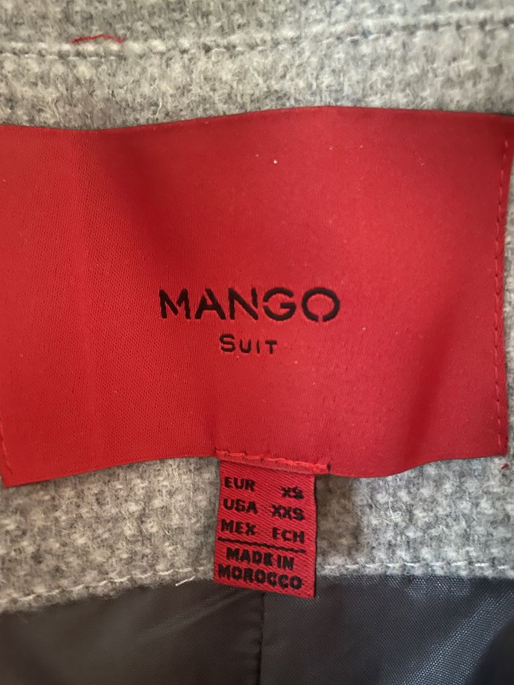Теплое пальто Mango
