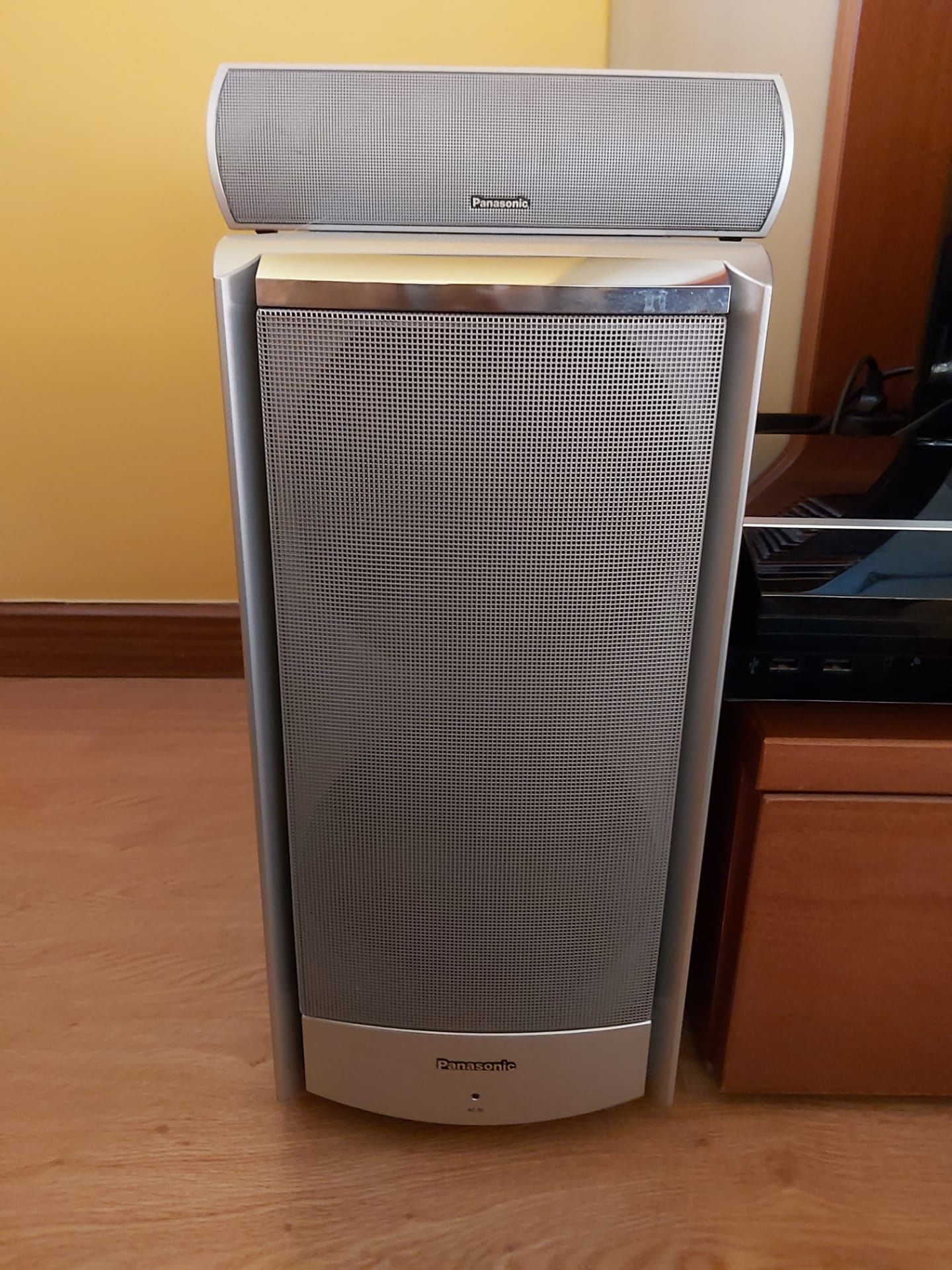 Aparelhagem Panasonic com colunas