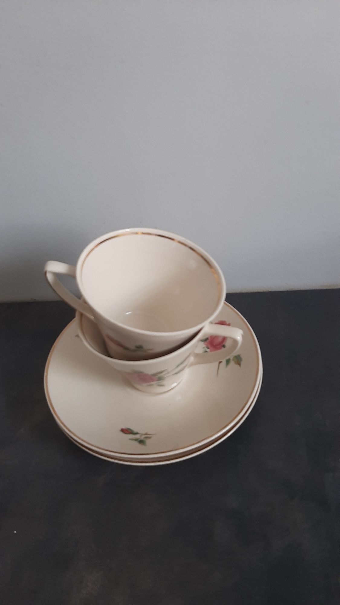 2 filiżanki z talerzykami porcelana Chodzież