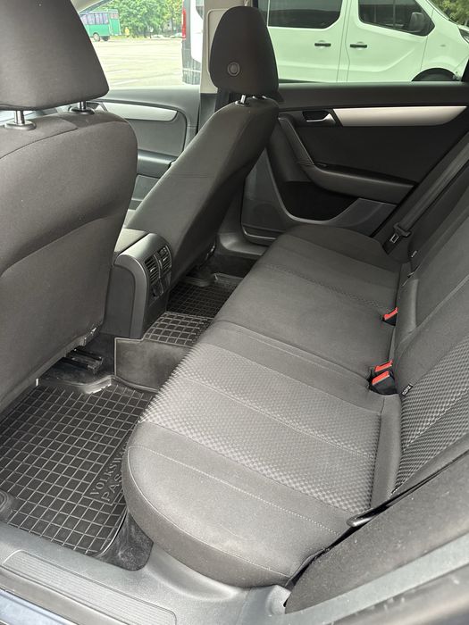 Volkswagen Passat B7 2014 1.6 TDI BlueMotion