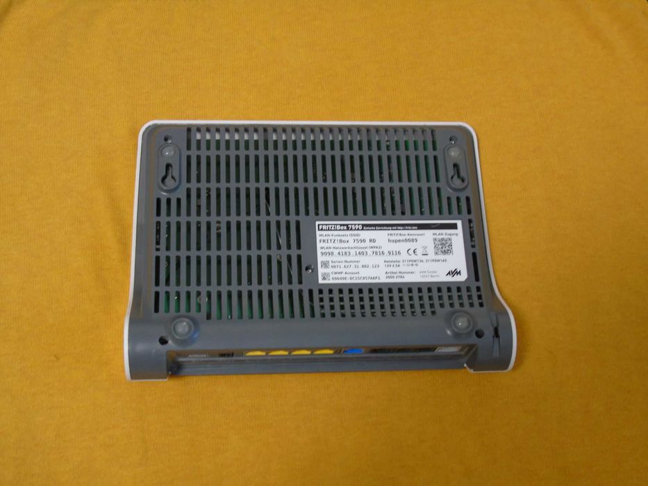 Wi-Fi роутер FRITZ!Box 7590 RD 2 діапазони білого кольору