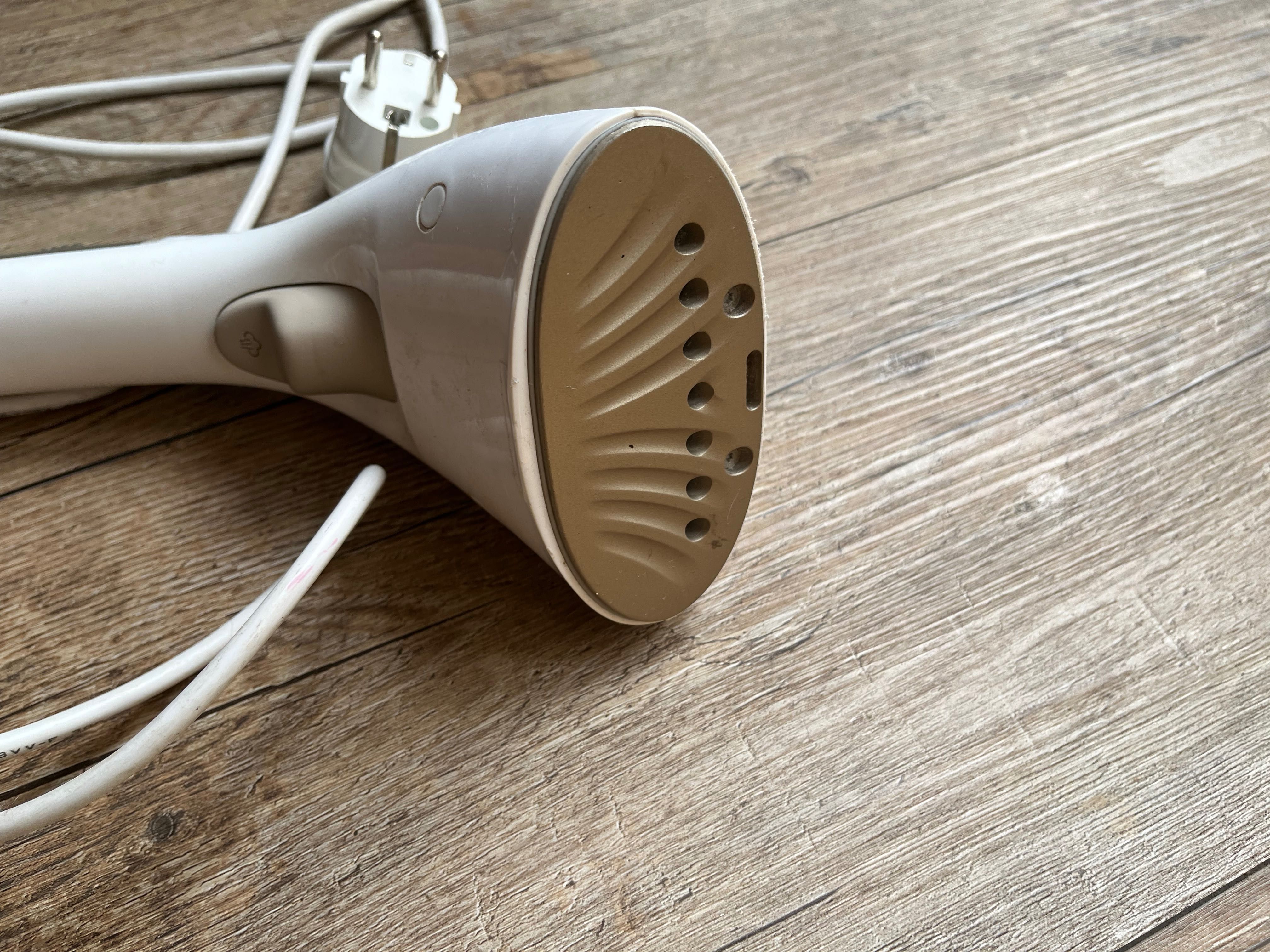 Parownica Philips biała złota 1200W