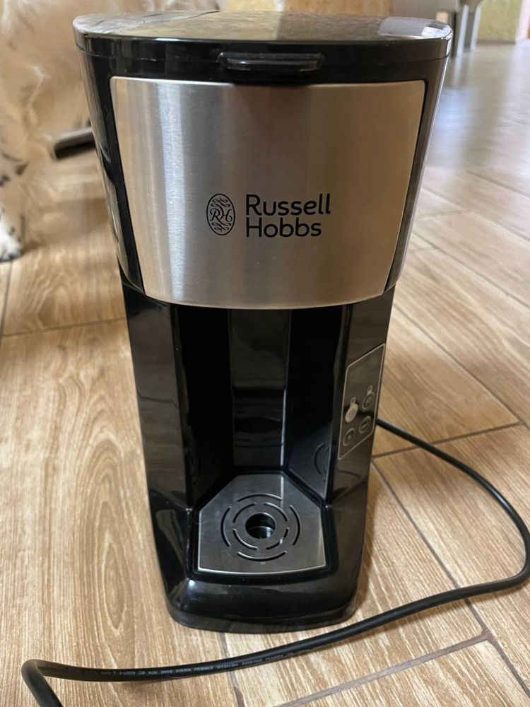 Кофеварка Russell Hobbs