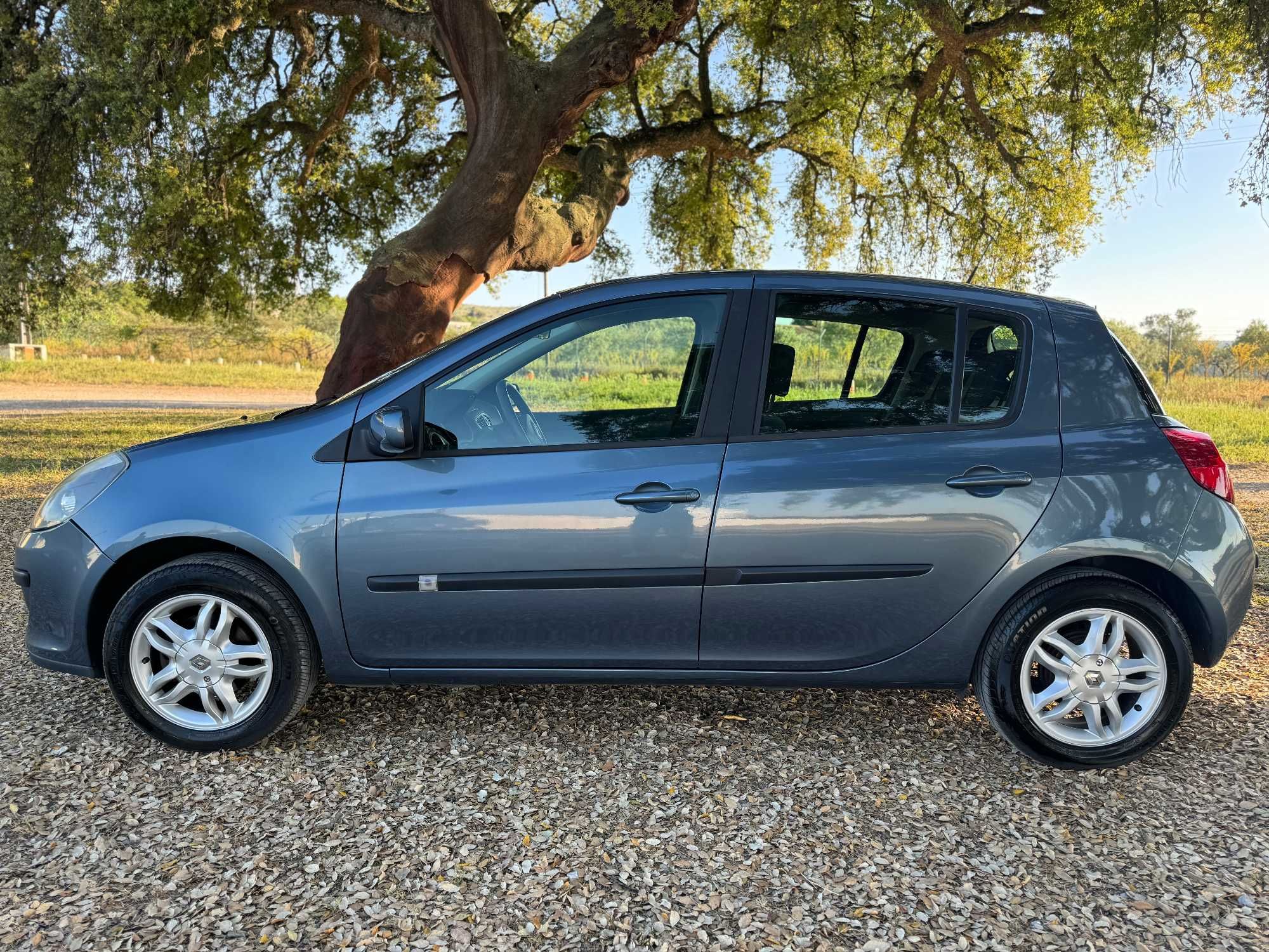 Renault Clio 1.2 16V Confort Dynamique