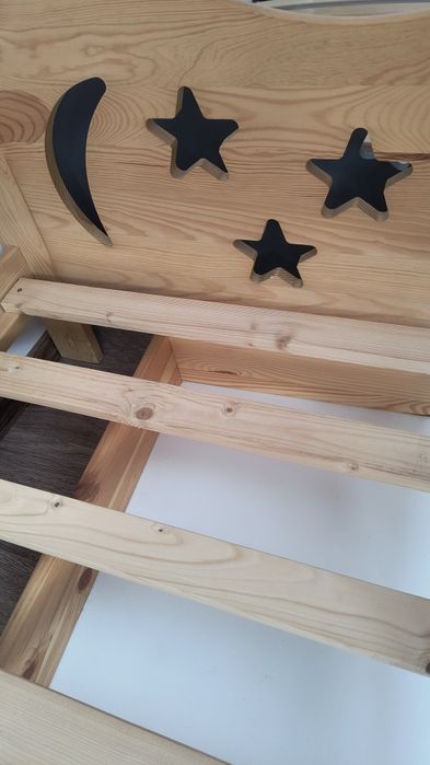 Łóżko dziecięce. Polecam