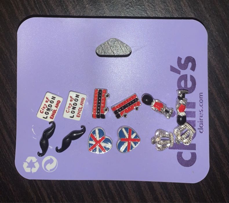 Brincos Claire’s