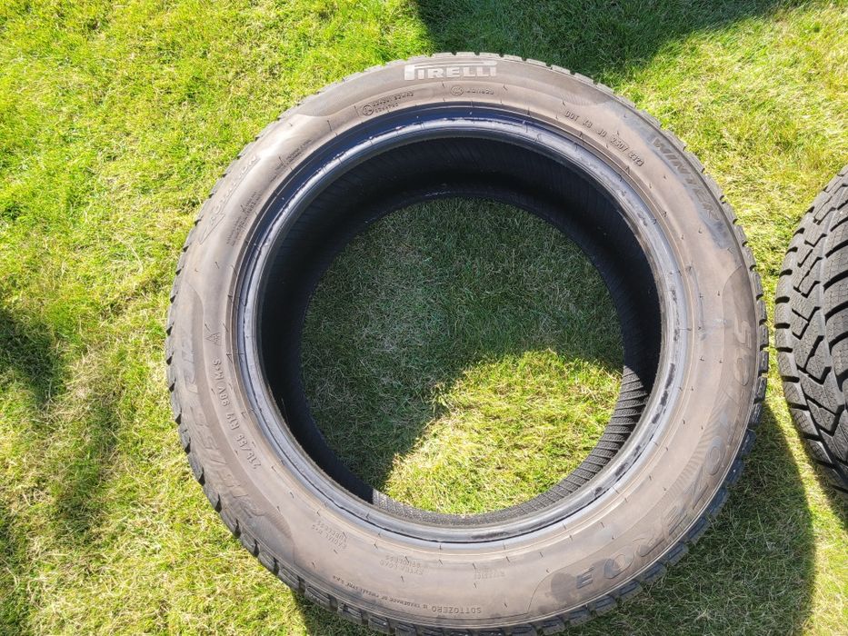Opony zimowe 2023r Pirelli Sottozero 3  215/55 r17