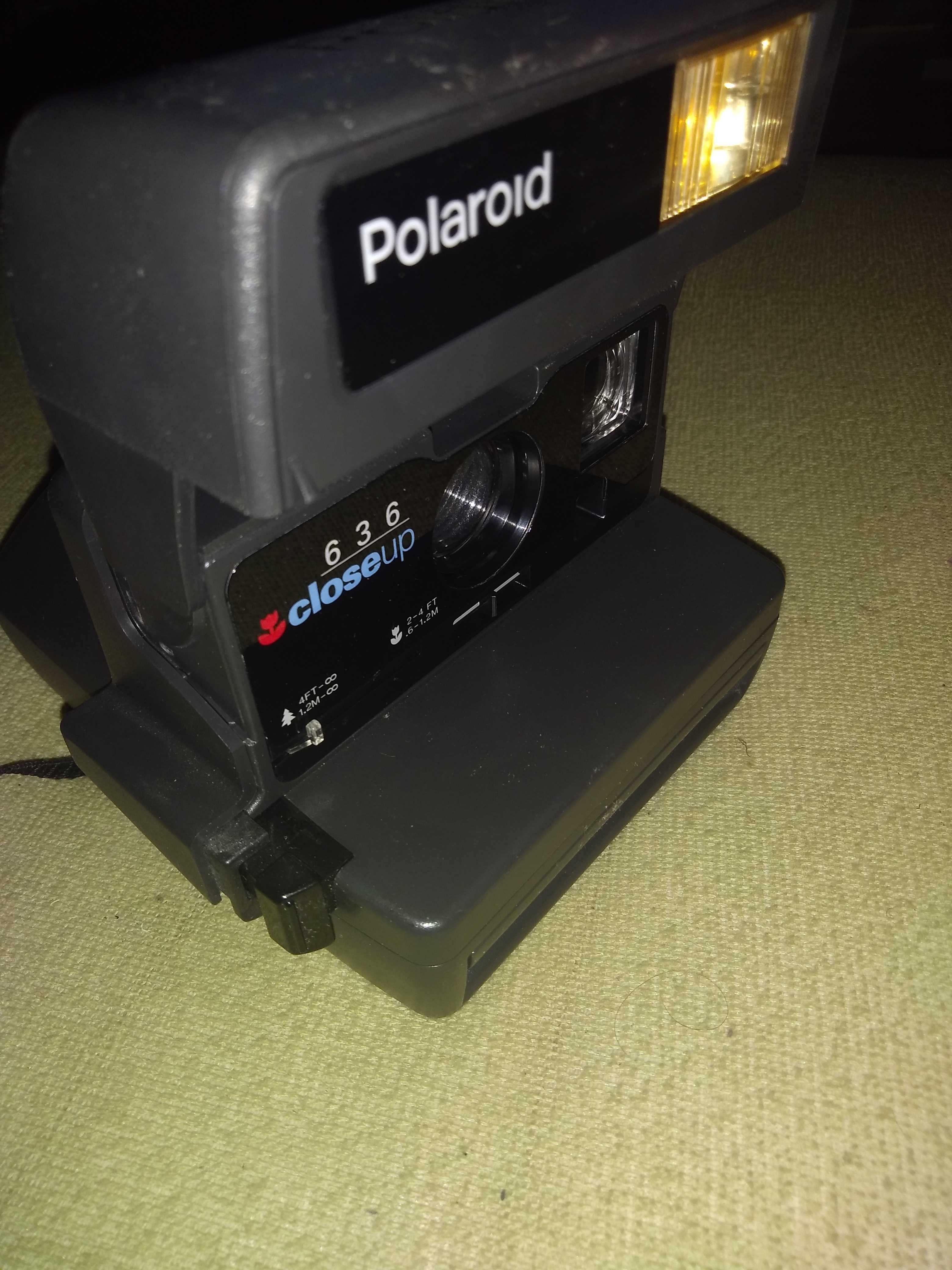 Aparat Polaroid 636 closeup