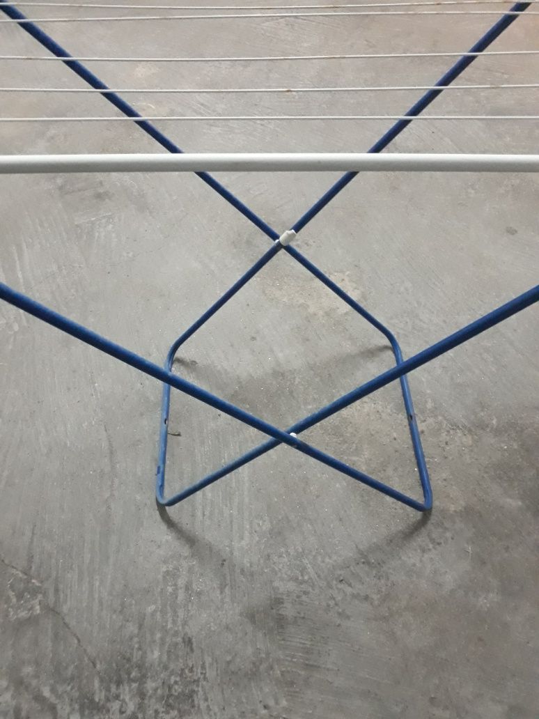 Estendal / varão de chão