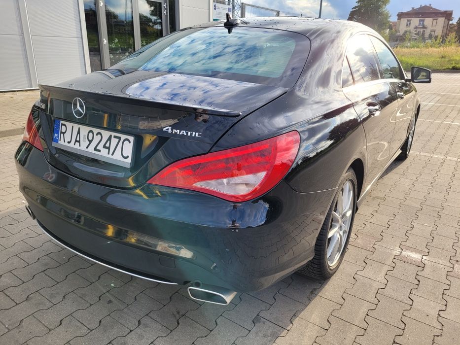 Mercedes  CLA 250 4matic C117 211Km