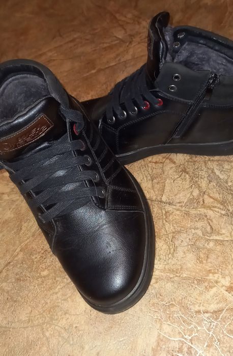 Чоловічі зимові ботинки