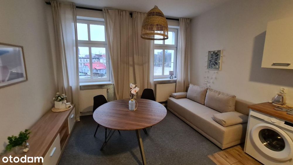 Bezpośrednio przytulne 2 pok 41 m2  po generalnym remoncie w centrum