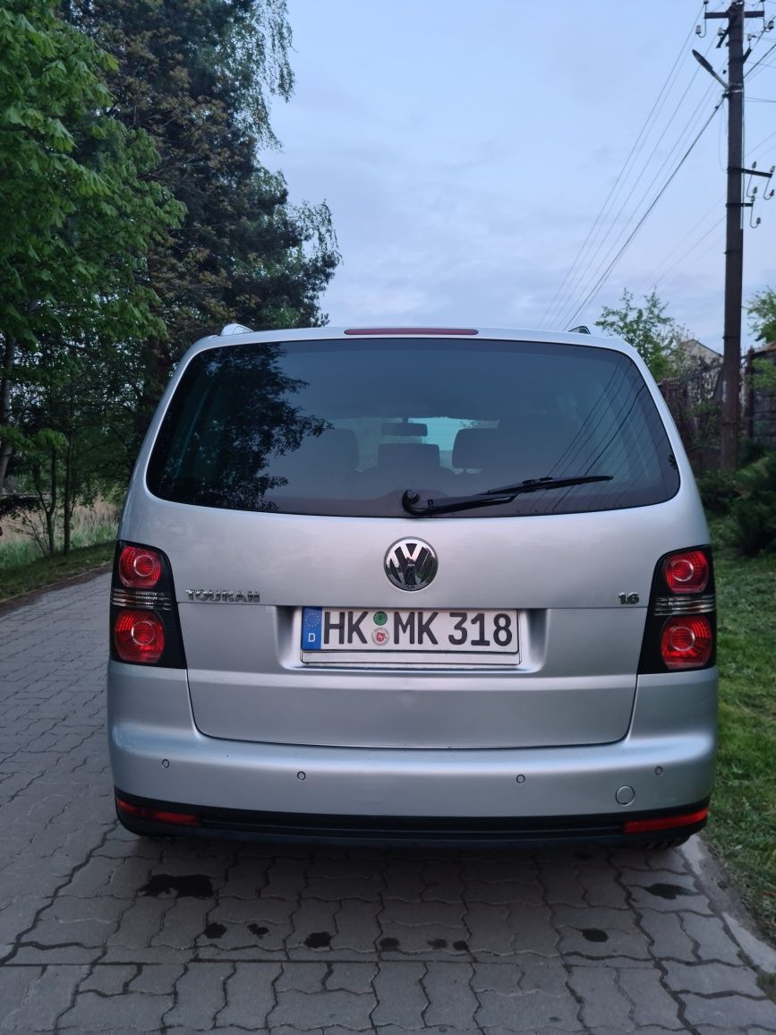 Volkswagen Touran 1,6 FSI 2004р.