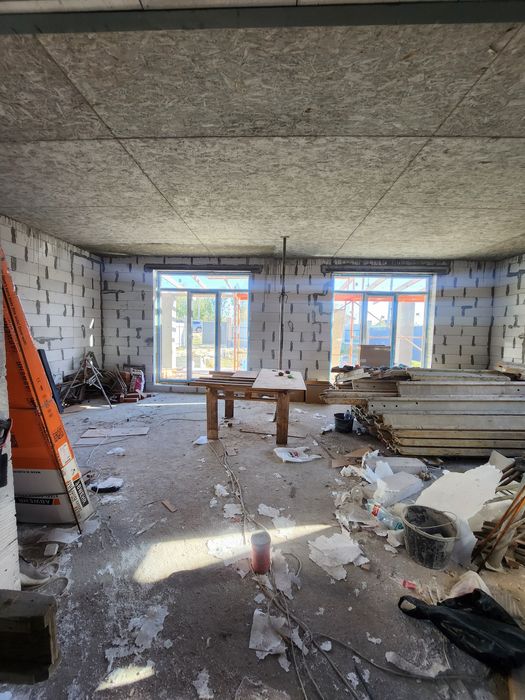 Приватний будинок в передмісті Києва