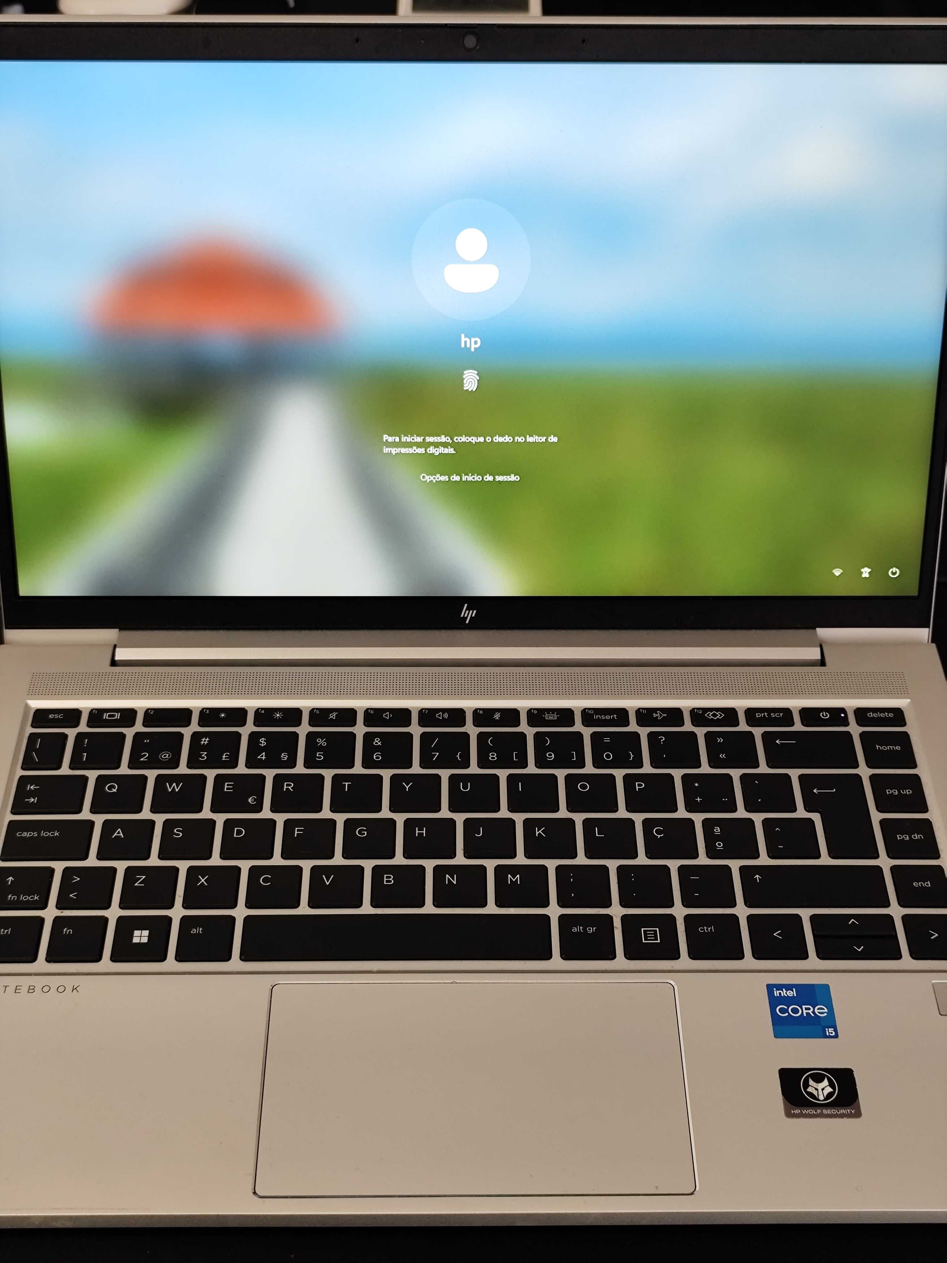 Portátil HP 840 G9 - i5 12th Gen + 16 Ram+1TB Nvme (Garantia 2026)