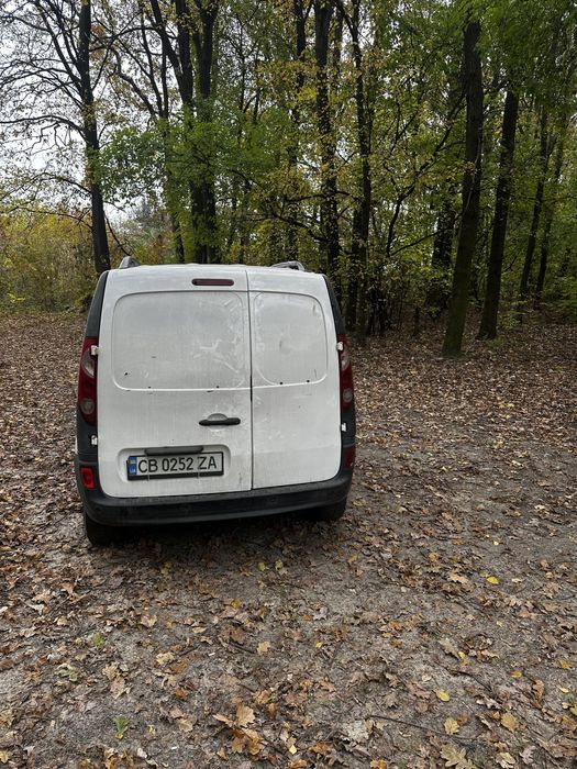 Рено кенго ze 2012