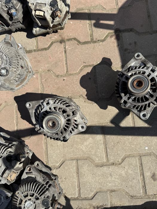 Генератор Mitsubishi Outlander 14-20 1800A288