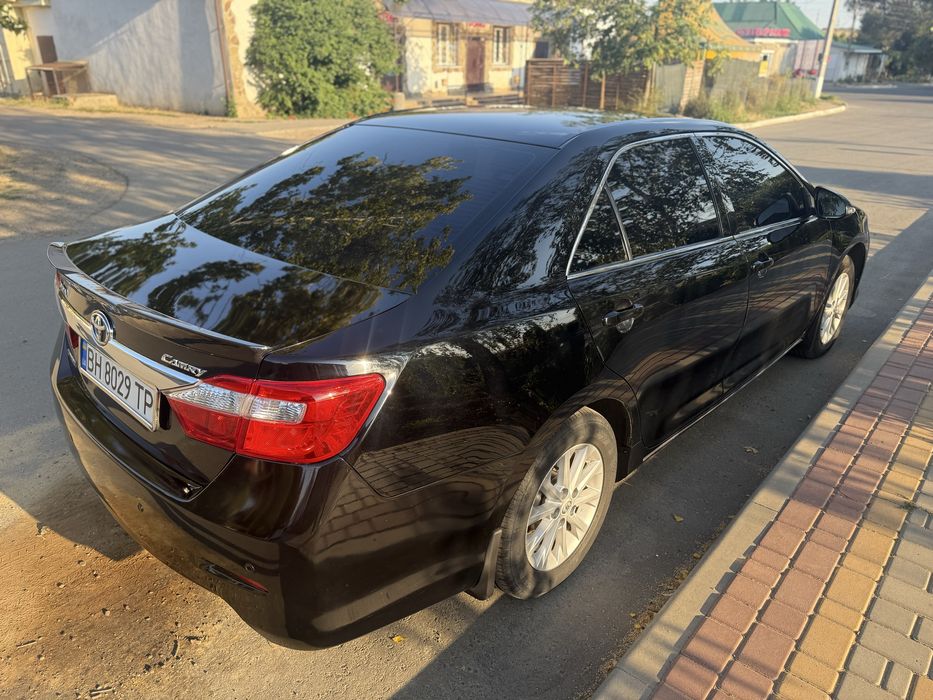 Продам Toyota Camry