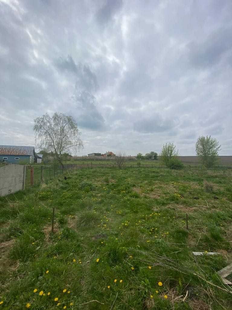 Продається будинок, 2-х пов. з гаражем, в приміській зоні- ДЕШЕВО!!!