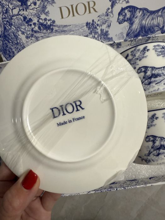 Посуда Dior подарочный сервиз Dior чайна чашка блюдце