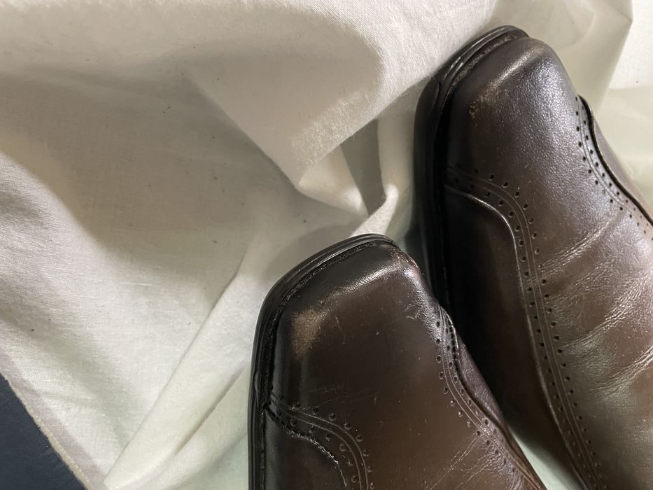 Sapatos em pele nº 46 “FERRACINI”