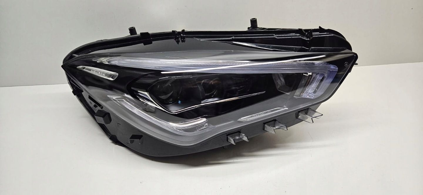 MERCEDES CLA 118 MULTIBRAM REFLEKTOR PRAWY LAMPA PRAWA W118