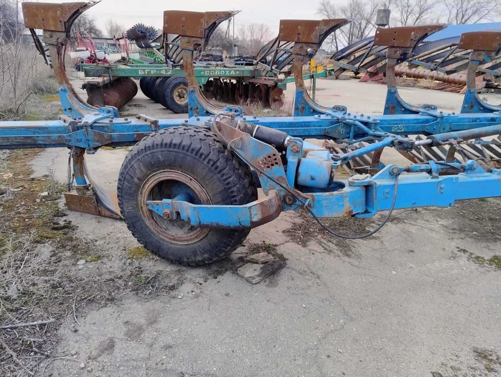 Плуг Lemken Vari Diamant 6+2 (8 корпусів)