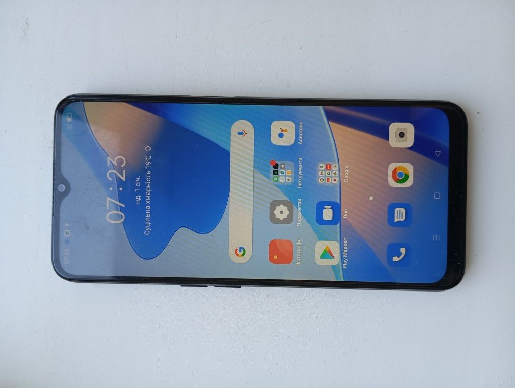 Смартфон Oppo A16