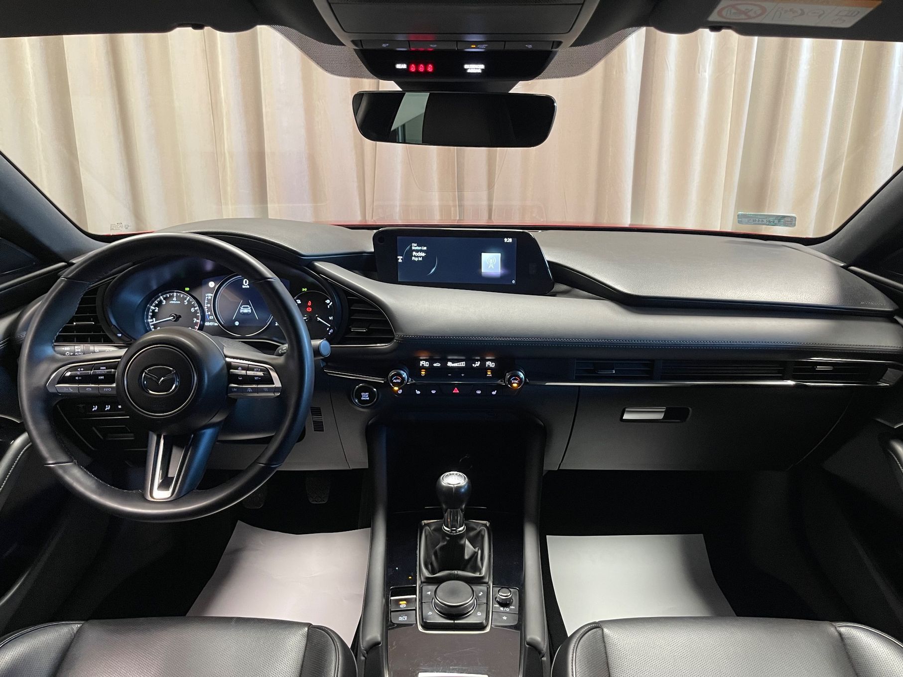 Mazda 3 2.0 MHEV HIKARI Luxury Black 122 KM / Pewne auto z polskiego salonu!