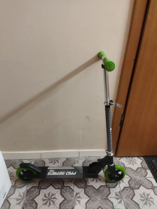 Самокат  дитячий