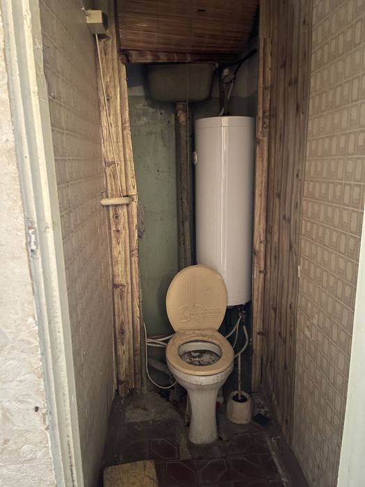 2 кімнатна квартира 2/5 поверх Достоевського