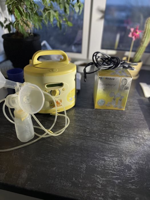 Молоковідсос електричний Medela 50 тис .