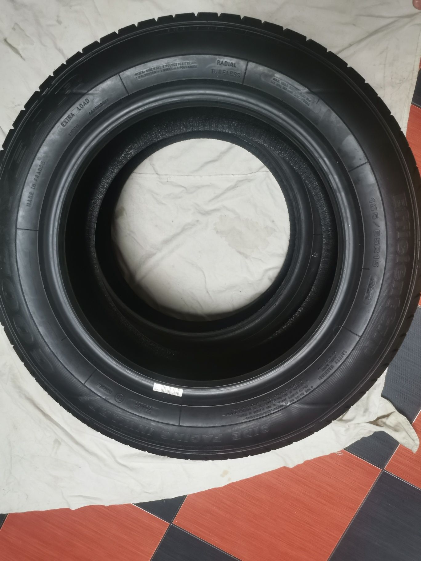 185 65 15 Goodyear efficientgrip 92h