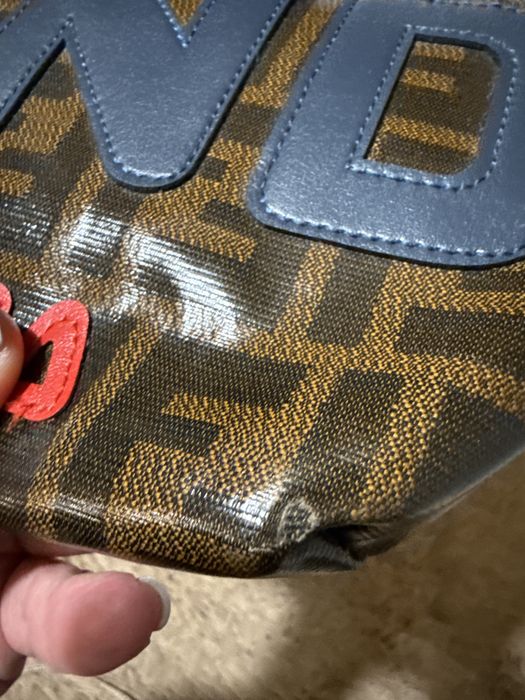 Сумка cross body Fendy