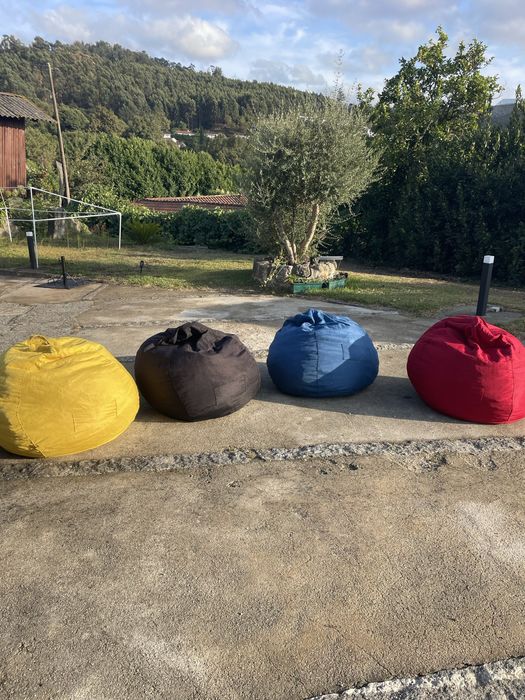 Pufe grande confortável