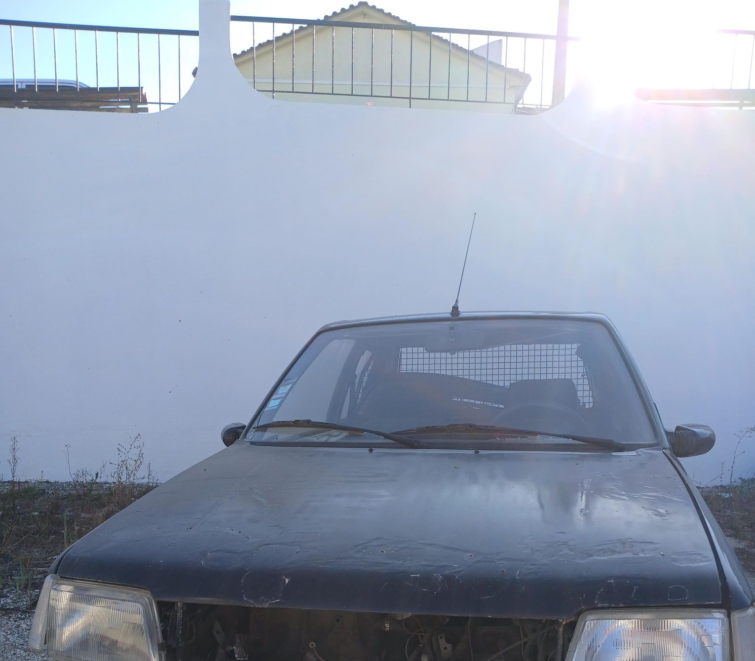 Peugeot 205 a peças